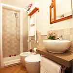 Campanella3 Oda ve Kahvaltı 4*