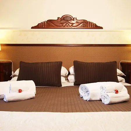 Campanella3 Bed & Breakfast 2*